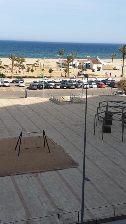 Les Vagues Au Balcon Apartamento Ampuriabrava Exterior foto