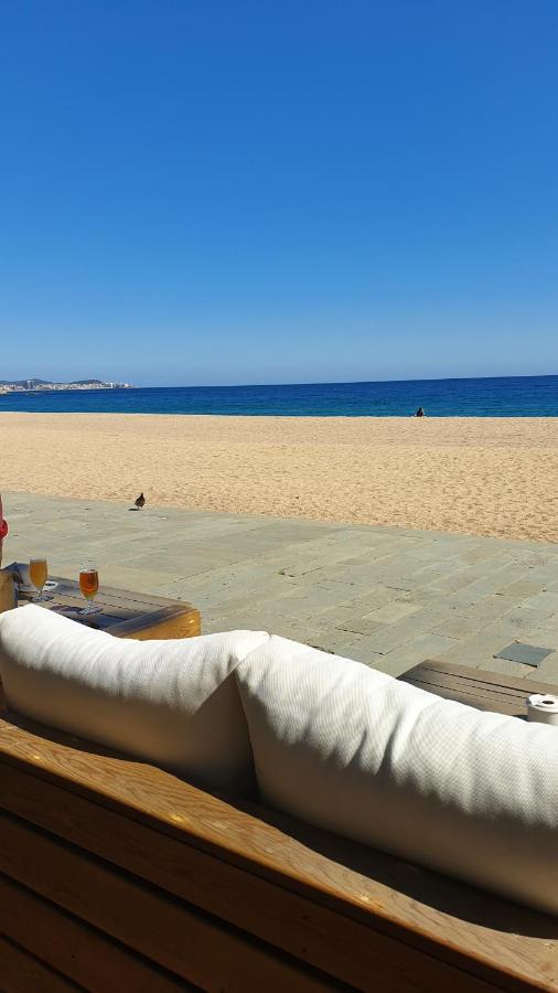 Les Vagues Au Balcon Apartamento Ampuriabrava Exterior foto